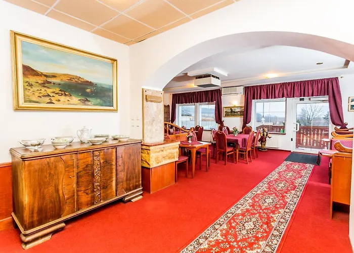 Mini Na Konci Hotel 3*