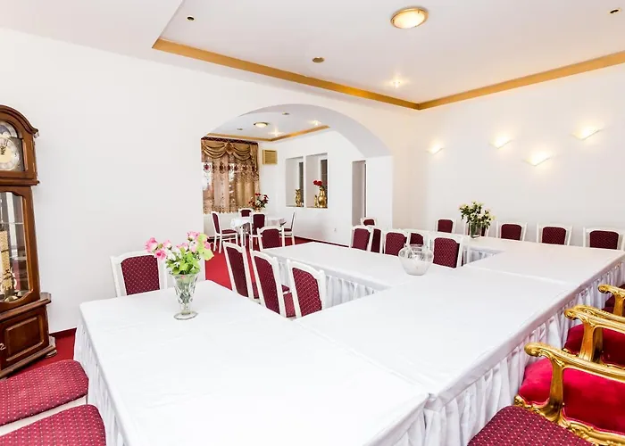 Mini Na Konci Hotel